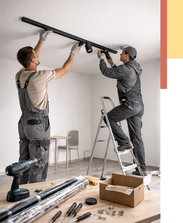 Установка трековых светильников в натяжной потолок в Сестрорецке от 4305 руб. | ОТДЕЛОЧНИК-Сст